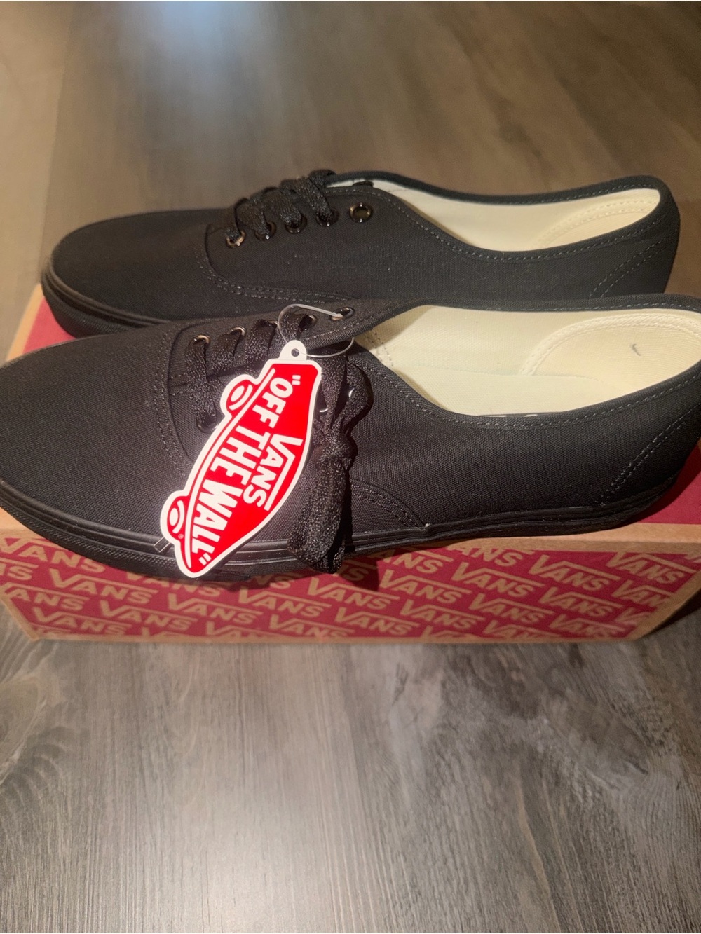 Vans All black Men’s Shoes NWT